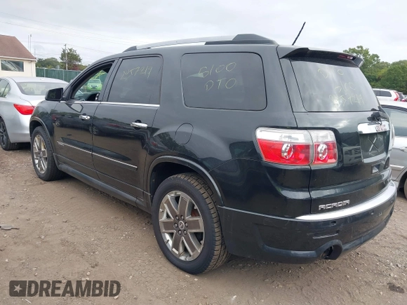 2011 GMC Acadia Denali with VIN 1GKKVTED9BJ412734, listed as a IAAI auction lot 40411945 with Not Provided miles. Bid and sale history available at carsss.com. Image 3.
