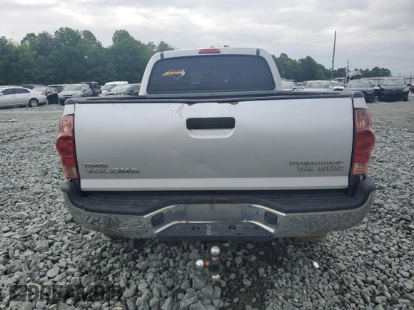 2008 Toyota Tacoma PreRunner with VIN 3TMKU72N58M014077, listed as a Copart auction lot 58668535 with 280,238 mi miles and Salvage title. Bid and sale history available at DreamBid. Image 6.