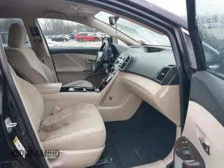 2009 Toyota Venza with VIN 4T3ZK11A39U013140, listed as a IAAI auction lot 41559932 with 240,219 mi miles and . Bid and sale history available at carsss.com. Image 5.