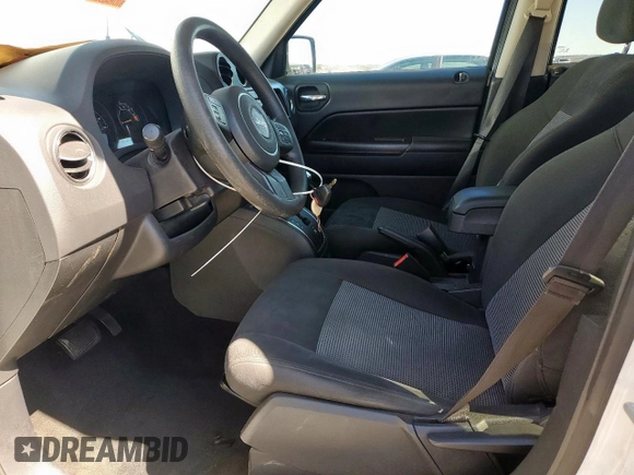 2016 Jeep Patriot Sport with VIN 1C4NJPBA9GD574679, listed as a Copart auction lot 48324585 with 140,704 mi miles and Clean Title. Bid and sale history available at carsss.com. Image 7.