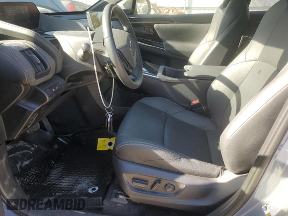 2023 Subaru Solterra Limited z VIN JTMABABA5PA003751, wystawiony jako Copart lot #52494935 z przebiegiem 66 701 mil mil oraz Szkoda całkowita • Salvage title. Historia ofert i sprzedaży dostępna na DreamBid. Obrazek 7.