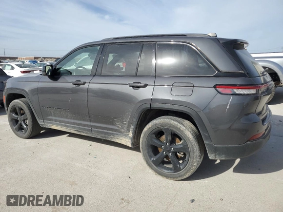 2022 Jeep Grand Cherokee Laredo with VIN 1C4RJHAG3N8573840, listed as a Copart auction lot 48952555 with 52,844 mi miles and Clean title. Bid and sale history available at DreamBid. Image 2.