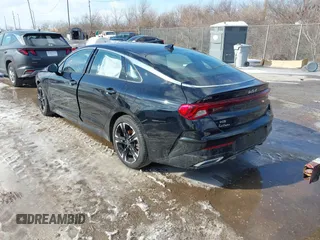 2024 Kia K5 GT-Line z VIN 5XXG64J28RG255382, wystawiony jako IAAI lot #41516382 z przebiegiem 12 330 mil mil oraz . Historia ofert i sprzedaży dostępna na DreamBid. Obrazek 3.