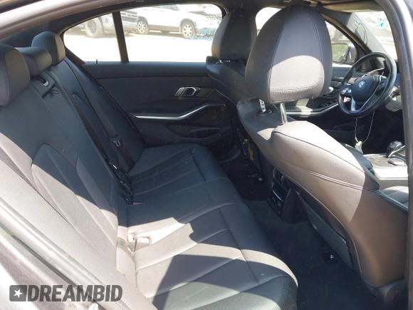 2019 BMW 3 Series 330i with VIN WBA5R1C5XKFH00567, listed as a IAAI auction lot 42076068 with 160,576 mi miles and . Bid and sale history available at DreamBid. Image 8.
