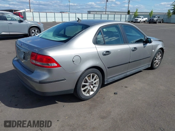 2004 Saab 9-3 z VIN YS3FB49S041036411, wystawiony jako IAAI lot #42010899 z przebiegiem 130 847 mil mil oraz . Historia ofert i sprzedaży dostępna na DreamBid. Obrazek 4.