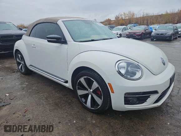 2013 Volkswagen Beetle with VIN 3VW7S7AT4DM827347, listed as a Copart auction lot 78689314 with 137,114 mi miles and Salvage Title. Bid and sale history available at DreamBid. Image 4.