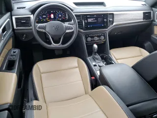 2022 Volkswagen Atlas SE with VIN 1V2KC2CAXNC204602, listed as a Copart auction lot 47306435 with 52,641 mi miles and Salvage title. Bid and sale history available at DreamBid. Image 8.