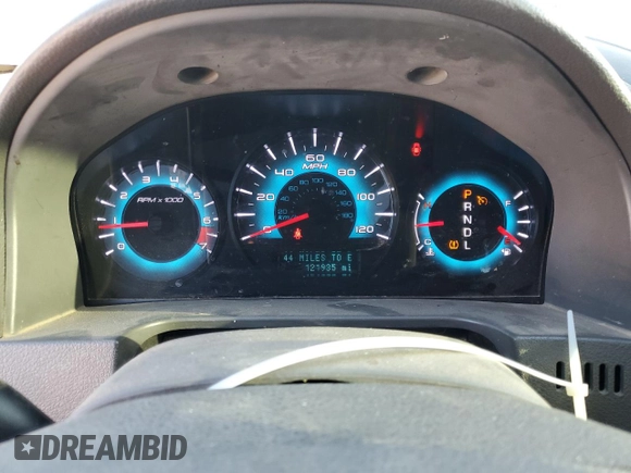 2010 Ford Fusion SE with VIN 3FAHP0HA4AR382388, listed as a Copart auction lot 48474215 with 121,935 mi miles and Salvage Title. Bid and sale history available at carsss.com. Image 9.