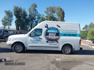 2013 Nissan NV SV с VIN 1N6AF0LY0DN108144, выставлен на аукционе IAAI как лот 42701590 с пробегом 180 895 миль миль и . История ставок и продаж доступна на DreamBid. Изображение 14.