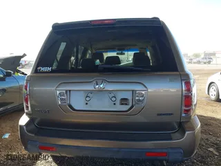 2008 Honda Pilot EX-L with VIN 5FNYF18758B052858, listed as a IAAI auction lot 41414168 with 157,060 mi miles. Bid and sale history available at carsss.com. Image 16.