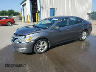 2015 Nissan Altima 2.5 with VIN 1N4AL3AP7FN901828, listed as a Copart auction lot 61445175 with 60,817 mi miles and Salvage title. Bid and sale history available at DreamBid. Image 1.