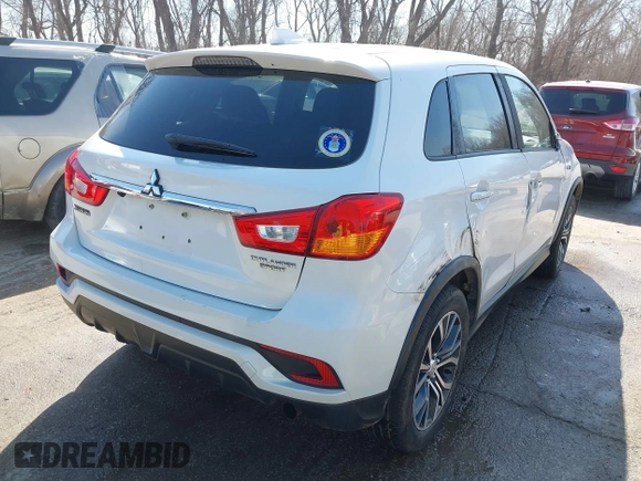 2019 Mitsubishi Outlander ES z VIN JA4AR3AU4KU023820, wystawiony jako IAAI lot #41771486 z przebiegiem 83 959 mil mil oraz . Historia ofert i sprzedaży dostępna na DreamBid. Obrazek 4.