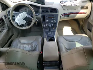 2004 Volvo V70 XC70 with VIN YV1SZ59H041166744, listed as a Copart auction lot 59748324 with 0 mi miles and Salvage Title. Bid and sale history available at carsss.com. Image 8.