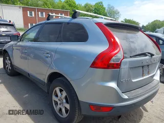 2011 Volvo XC60 3.2L с VIN YV4940DZ6B2185745, выставлен на аукционе IAAI как лот 42257898 с пробегом 145 035 миль миль и . История ставок и продаж доступна на DreamBid. Изображение 3.