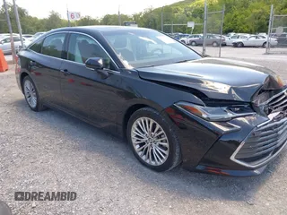 2019 Toyota Avalon XLE z VIN 4T1BZ1FB7KU028110, wystawiony jako IAAI lot #42337287 z przebiegiem 15 478 mil mil oraz . Historia ofert i sprzedaży dostępna na DreamBid. Obrazek 1.