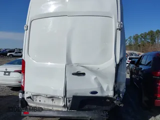 2018 Ford Transit with VIN 1FTYR3XM4JKA16579, listed as a IAAI auction lot 41560447 with 200,343 mi miles. Bid and sale history available at carsss.com. Image 16.