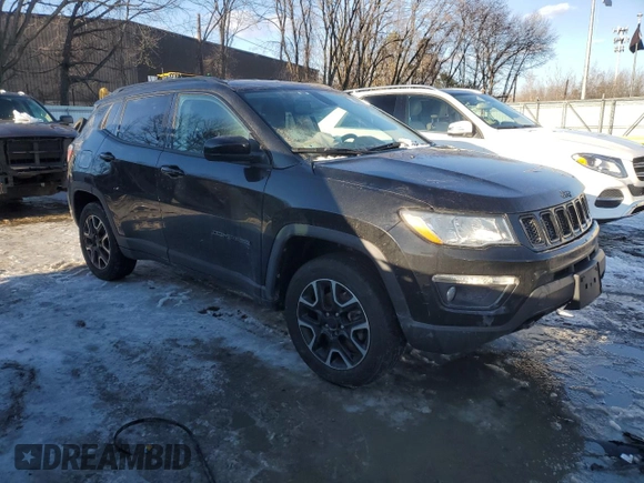 2020 Jeep Compass Sport z VIN 3C4NJDAB7LT210032, wystawiony jako Copart lot #44105245 z przebiegiem 49 059 mil mil oraz Szkoda całkowita • Salvage title. Historia ofert i sprzedaży dostępna na DreamBid. Obrazek 4.
