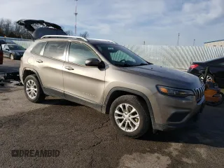 2020 Jeep Cherokee Latitude with VIN 1C4PJMCB7LD646178, listed as a Copart auction lot 45192335 with 80,860 mi miles and Salvage Title. Bid and sale history available at carsss.com. Image 4.