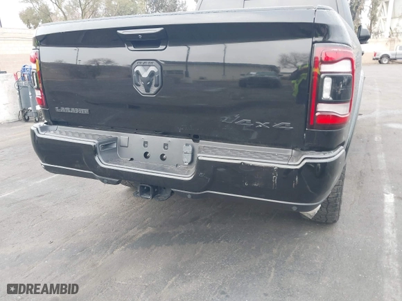2022 Ram 2500 Laramie with VIN 3C6UR5FL2NG377414, listed as a IAAI auction lot 41492443 with 100,477 mi miles. Bid and sale history available at carsss.com. Image 12.