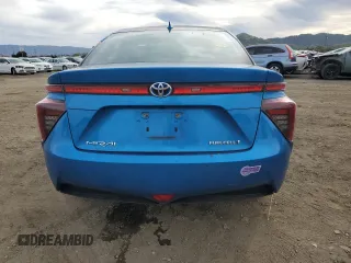 2019 Toyota Mirai with VIN JTDBVRBD0KA005923, listed as a Copart auction lot 50032775 with 60,729 mi miles and Salvage Title. Bid and sale history available at carsss.com. Image 6.