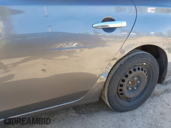 2019 Nissan Sentra SV with VIN 3N1AB7APXKY287653, listed as a IAAI auction lot 42068917 with 98,306 mi miles and . Bid and sale history available at DreamBid. Image 21.