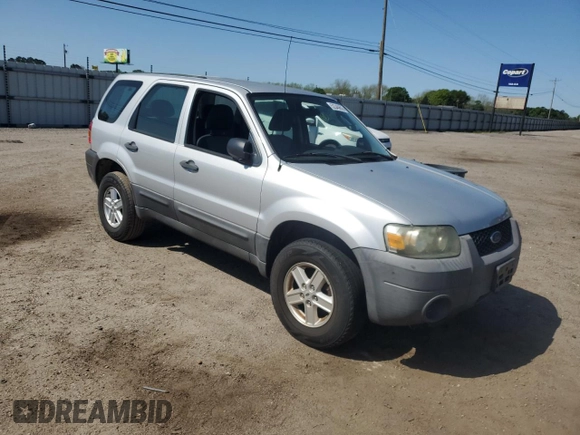 2007 Ford Escape XLS с VIN 1FMYU02Z77KB19323, выставлен на аукционе Copart как лот 52345655 с пробегом 153 509 миль миль и Списание • Salvage title. История ставок и продаж доступна на DreamBid. Изображение 4.