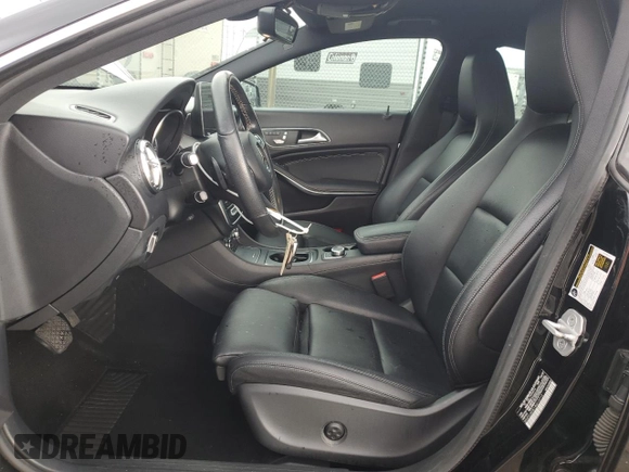 2018 Mercedes-Benz CLA 250 with VIN WDDSJ4EB1JN612712, listed as a Copart auction lot 45273445 with 59,867 mi miles and Salvage title. Bid and sale history available at DreamBid. Image 7.
