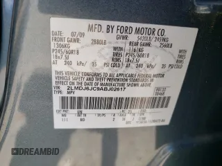 2010 Lincoln MKX z VIN 2LMDJ6JC9ABJ02617, wystawiony jako Copart lot #57953465 z przebiegiem 141 791 mil mil oraz Szkoda całkowita • Salvage title. Historia ofert i sprzedaży dostępna na DreamBid. Obrazek 13.