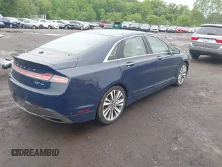 2019 Lincoln MKZ Reserve II с VIN 3LN6L5F98KR621828, выставлен на аукционе IAAI как лот 42332227 с пробегом 41 547 миль миль и . История ставок и продаж доступна на DreamBid. Изображение 4.