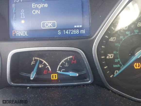 2014 Ford Focus SE with VIN 1FADP3K25EL230853, listed as a IAAI auction lot 41918975 with 147,268 mi miles. Bid and sale history available at carsss.com. Image 7.