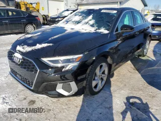 2024 Audi A3 Premium z VIN WAUAUDGY6RA043998, wystawiony jako Copart lot #41408085 z przebiegiem 9744 mil mil oraz Szkody całkowita. Historia ofert i sprzedaży dostępna na DreamBid. Obrazek 1.