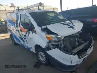 2017 Chevrolet City Express Cargo LT z VIN 3N63M0ZN3HK699271, wystawiony jako IAAI lot #42408279 z przebiegiem 208 391 mil mil oraz . Historia ofert i sprzedaży dostępna na DreamBid. Obrazek 1.