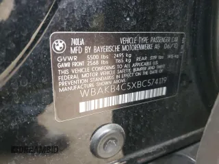 2011 BMW 7 Series 740Li z VIN WBAKB4C5XBC574119, wystawiony jako Copart lot #54946445 z przebiegiem Nie podano mil oraz Szkoda całkowita • Salvage title. Historia ofert i sprzedaży dostępna na DreamBid. Obrazek 12.