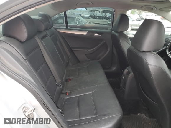 2015 Volkswagen Jetta SE with VIN 3VWD17AJ5FM260475, listed as a Copart auction lot 84764864 with 119,189 mi miles and Salvage title. Bid and sale history available at DreamBid. Image 10.