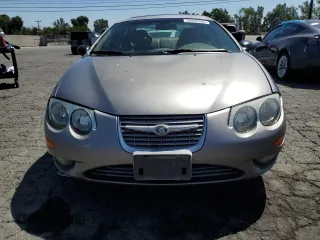 1999 Chrysler 300M M z VIN 2C3HE66G3XH570094, wystawiony jako Copart lot #56068465 z przebiegiem 186 011 mil mil oraz Tytuł czysty. Historia ofert i sprzedaży dostępna na DreamBid. Obrazek 5.