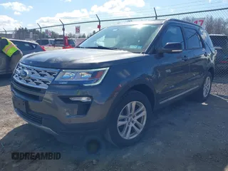 2018 Ford Explorer XLT with VIN 1FM5K8D8XJGC91593, listed as a IAAI auction lot 41838572 with 77,280 mi miles and . Bid and sale history available at carsss.com. Image 2.