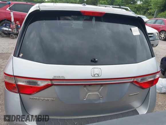 2011 Honda Odyssey Touring with VIN 5FNRL5H93BB071518, listed as a IAAI auction lot 42402421 with 227,647 mi miles and . Bid and sale history available at DreamBid. Image 16.
