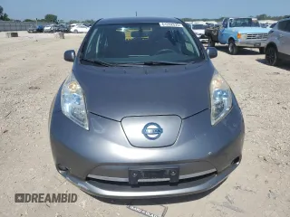 2015 Nissan LEAF S with VIN 1N4AZ0CP7FC305804, listed as a Copart auction lot 61262525 with 68,724 mi miles and Salvage title. Bid and sale history available at DreamBid. Image 5.