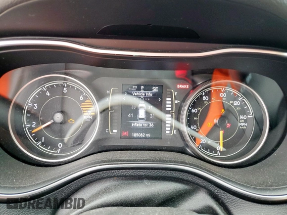 2019 Jeep Cherokee Latitude с VIN 1C4PJLCB2KD175906, выставлен на аукционе Copart как лот 57228085 с пробегом 185 082 миль миль и Списание • Salvage title. История ставок и продаж доступна на DreamBid. Изображение 9.