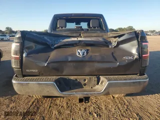 2018 Ram 2500 Tradesman with VIN 3C6UR5CLXJG417219, listed as a Copart auction lot 76062114 with 295,417 mi miles and Salvage Title. Bid and sale history available at carsss.com. Image 6.