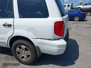2004 Honda Pilot EX with VIN 2HKYF18664H550277, listed as a IAAI auction lot 41966015 with 285,700 mi miles. Bid and sale history available at carsss.com. Image 13.
