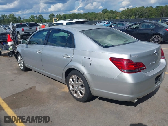 2008 Toyota Avalon XL with VIN 4T1BK36B48U312044, listed as a IAAI auction lot 40394391 with 197,886 mi miles. Bid and sale history available at carsss.com. Image 3.