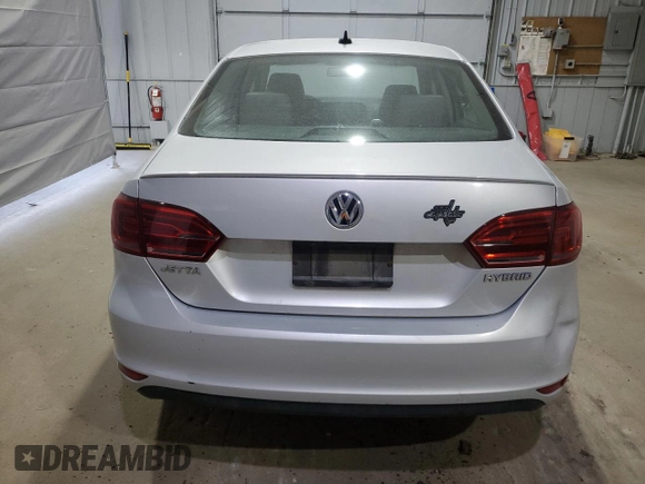 2013 Volkswagen Jetta Sedan Hybrid SE with VIN 3VW637AJ3DM313738, listed as a Copart auction lot 54396485 with 142,033 mi miles and Clean Title. Bid and sale history available at carsss.com. Image 6.