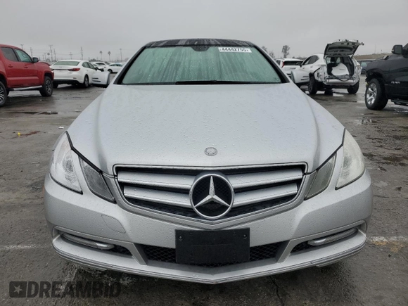 2013 Mercedes-Benz E 350 with VIN WDDKJ5KB7DF190650, listed as a Copart auction lot 44442755 with 194,823 mi miles and Salvage title. Bid and sale history available at DreamBid. Image 5.