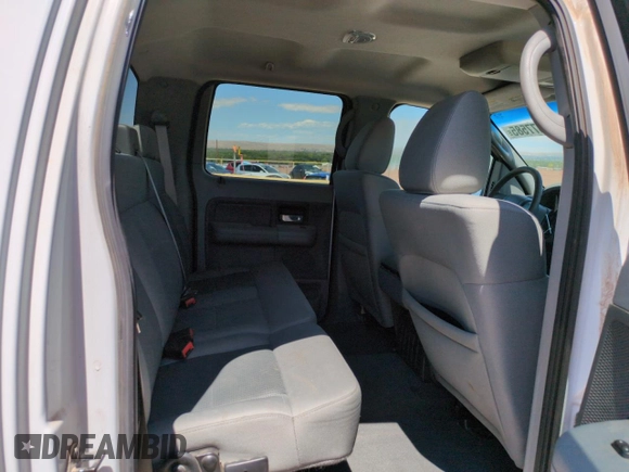 2007 Ford F-150 XLT with VIN 1FTRW12W37KD07142, listed as a Copart auction lot 61677585 with 193,758 mi miles and Clean title. Bid and sale history available at DreamBid. Image 10.