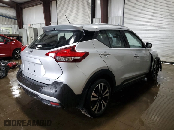 2020 Nissan Kicks SR with VIN 3N1CP5DV8LL524230, listed as a Copart auction lot 49469805 with 42,000 mi miles and Salvage Title. Bid and sale history available at carsss.com. Image 3.