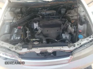 1994 Honda Accord LX with VIN 1HGCD7239RA002341, listed as a Copart auction lot 68715994 with 79,674 mi miles and Salvage Title. Bid and sale history available at carsss.com. Image 11.