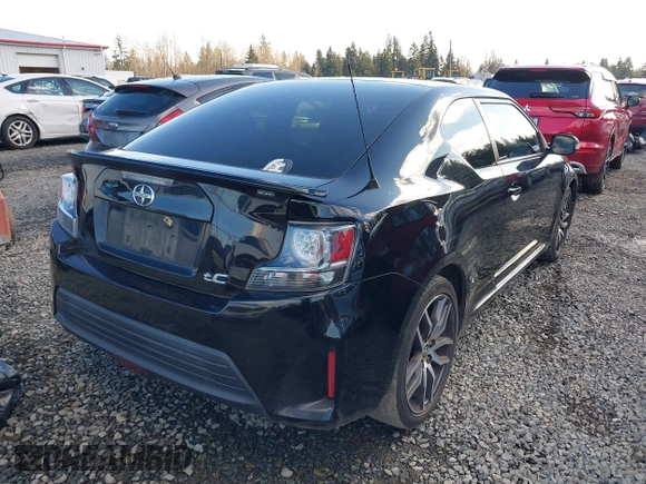 2015 Scion tC z VIN JTKJF5C74FJ010874, wystawiony jako IAAI lot #41496551 z przebiegiem 132 586 mil mil oraz . Historia ofert i sprzedaży dostępna na DreamBid. Obrazek 4.