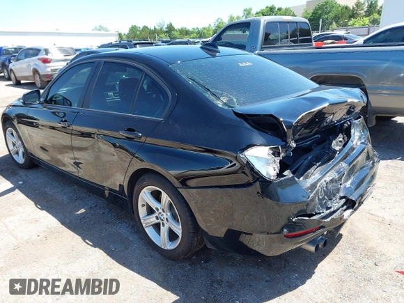 2014 BMW 3 Series 328i с VIN WBA3A5G54ENP32289, выставлен на аукционе IAAI как лот 42316443 с пробегом Не указан миль и . История ставок и продаж доступна на DreamBid. Изображение 3.