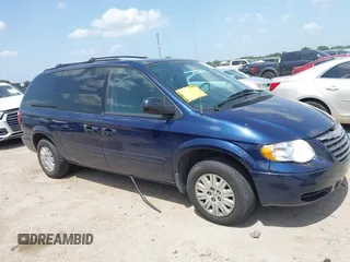 2005 Chrysler Town & Country LX с VIN 2C4GP44R05R299075, выставлен на аукционе IAAI как лот 42537485 с пробегом 48 278 миль миль и . История ставок и продаж доступна на DreamBid. Изображение 1.